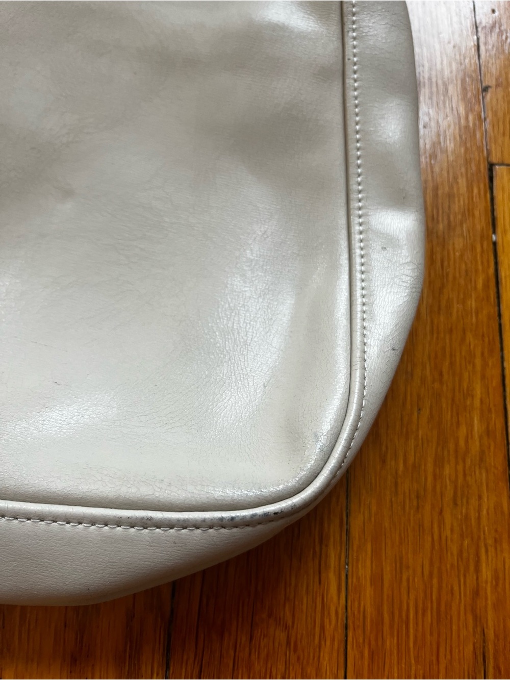 Longchamp Cream Leather Shoulder Bag - Picture 6 of 7